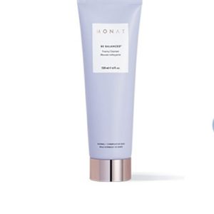 Be Balanced™ Foamy Cleanser
A luxuriously refreshi
